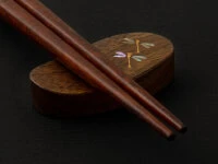 Essstäbchen Set Mit Ablage Tonbo, Granadillo 8 Essstäbchen Set Mit Ablage Tonbo, Granadillo – Bild 6