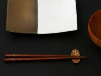 Essstäbchen Set Mit Ablage Tonbo, Granadillo 9 Essstäbchen Set Mit Ablage Tonbo, Granadillo – Bild 7