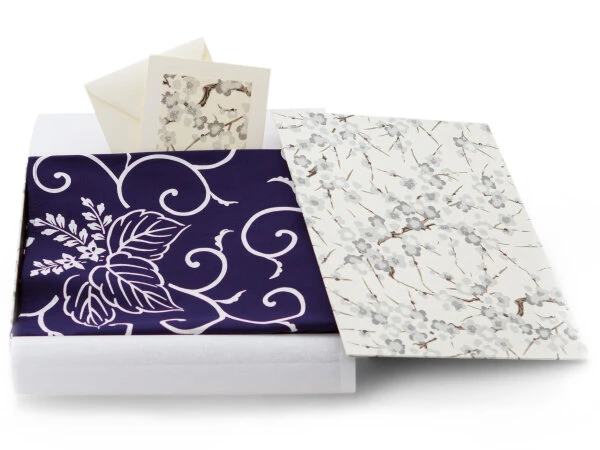 Geschenkset Chiyogami Mit Furoshiki Kiri Karakusa M 10 Geschenkset Chiyogami Mit Furoshiki Kiri Karakusa M – Bild 8