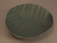 HAZARA Leaf Banryoku, Servierplatte L, Grün 5 HAZARA Leaf Banryoku, Servierplatte L, Grün – Bild 3