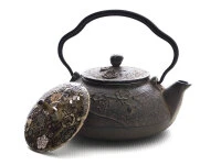 Japanische Teekanne Gusseisen Plum, 0,5 L 9 Japanische Teekanne Gusseisen Plum, 0,5 L – Bild 7