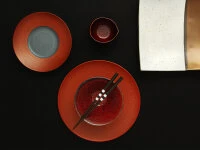 Japanischer Teller Homura, Rot, 3 Größen 14 Japanischer Teller Homura, Rot, 3 Größen – Bild 12