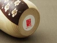 Kokeshi: Holzfigur Sachi 7 Kokeshi: Holzfigur Sachi – Bild 5